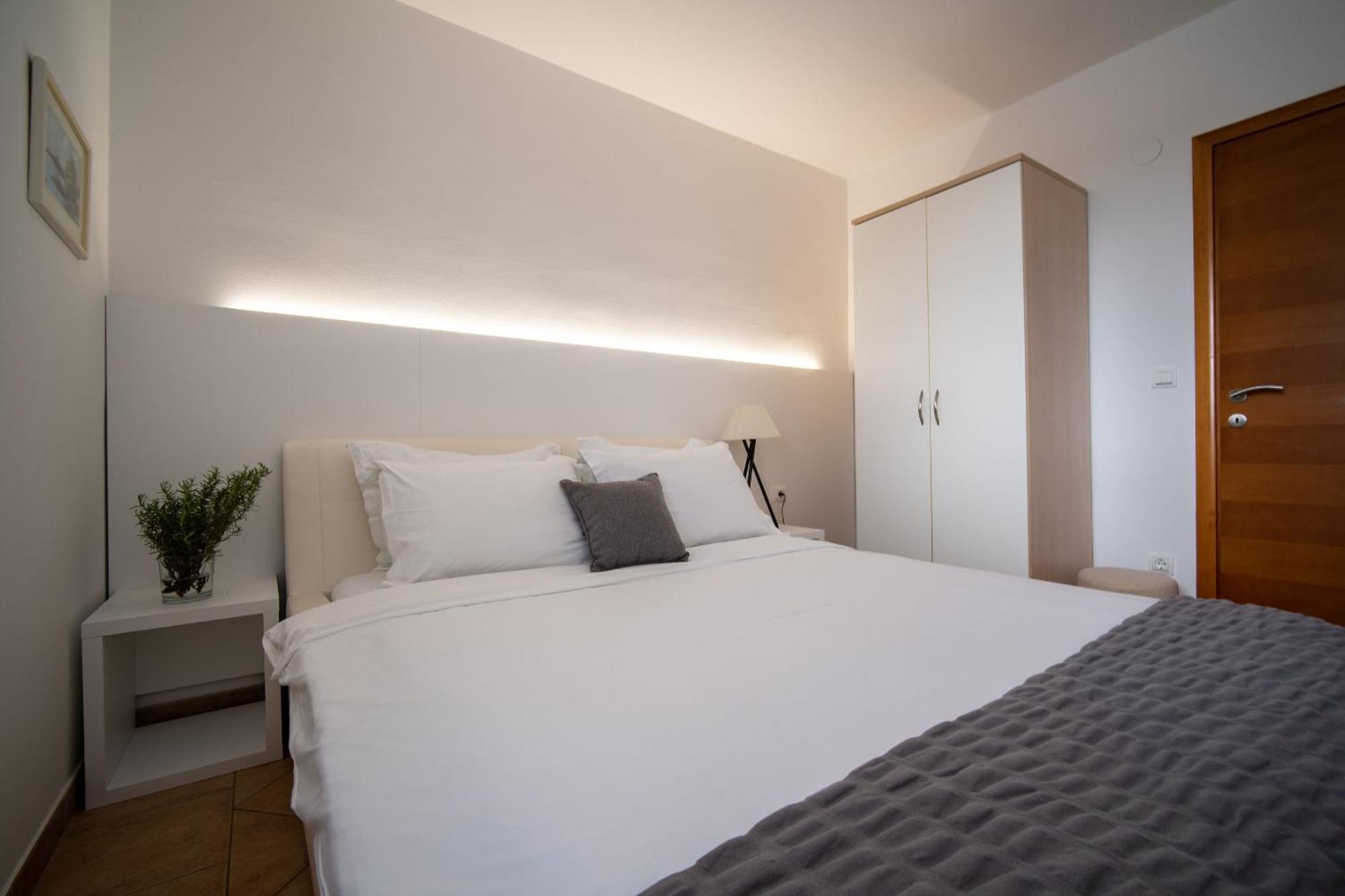 Apartments Valbruna Rovinj Extérieur photo